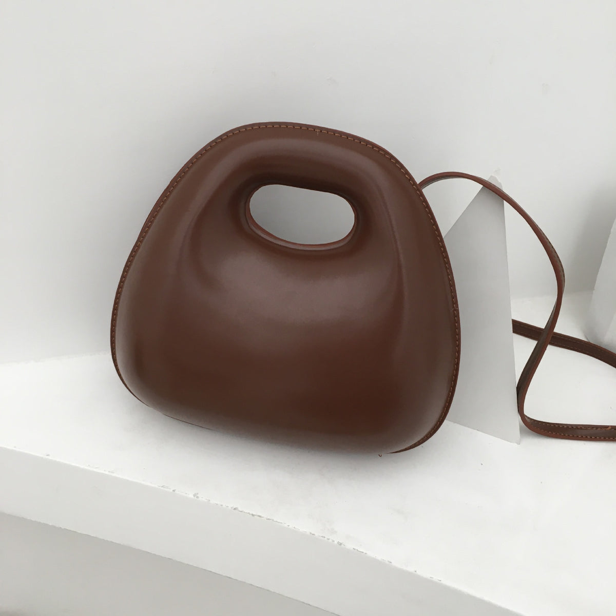 Women's Bag New Bag Ins Super Turkey Egg Bag Fashion Small Round Bag Shell Messenger Bag Handbag Shoulder Bag